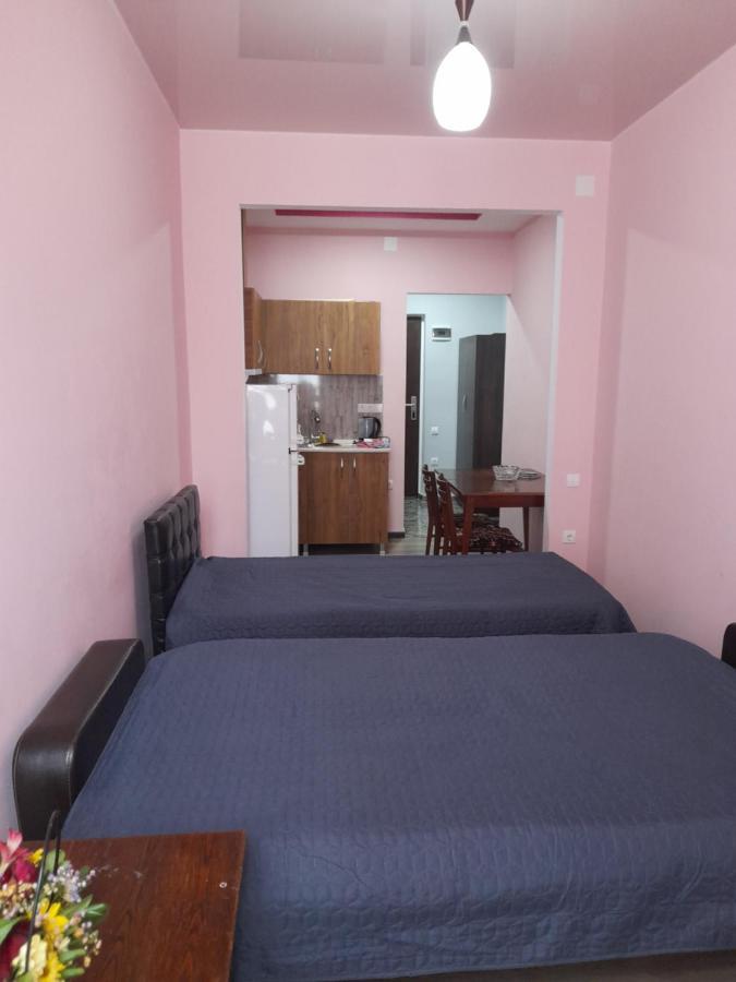 Appartement Katehouse à Batoumi Extérieur photo